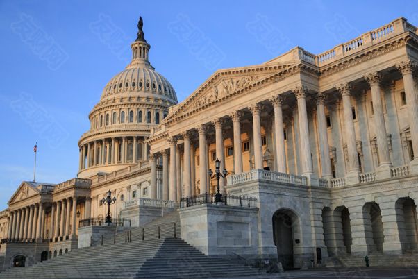 2024年11月10日:DoubleLine的冈拉克表示：如果共和党也赢得众议院 预计利率会更高